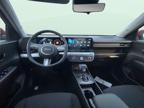 Certified 2026 Hyundai Kona SE FWD image 17