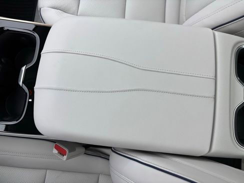 New 2026 Buick Enclave Avenir w/ Super Cruise Package image 32