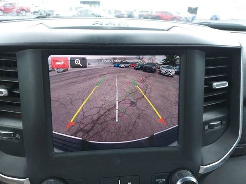 Used 2024 RAM 2500 Big Horn AWD/4WD image 13