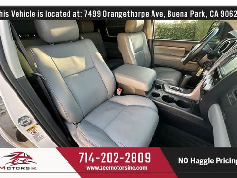 Used 2015 Toyota Sequoia SR5 w/ Premium Package RWD image 21