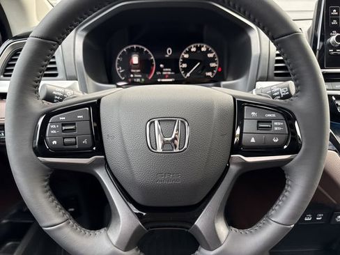 New 2026 Honda Odyssey Touring image 16