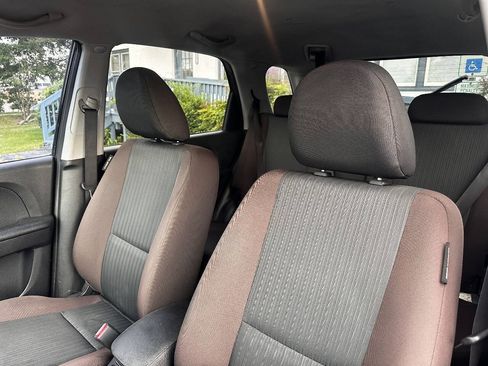 Used 2009 Kia Sportage LX FWD image 11