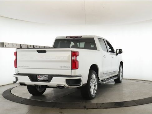 Used 2023 Chevrolet Silverado 1500 High Country w/ High Country Premium Package image 8