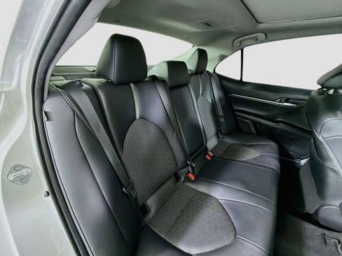 Used 2022 Toyota Camry XSE FWD image 28