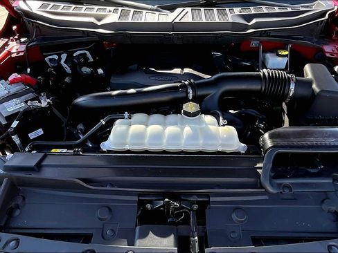 Certified 2022 Ford F150 XLT w/ Equipment Group 302A High image 10