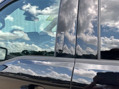 Used 2023 Ford F150 Lariat w/ Equipment Group 502A High AWD/4WD image 7