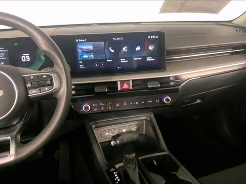 Used 2025 Kia K5 LXS FWD image 6