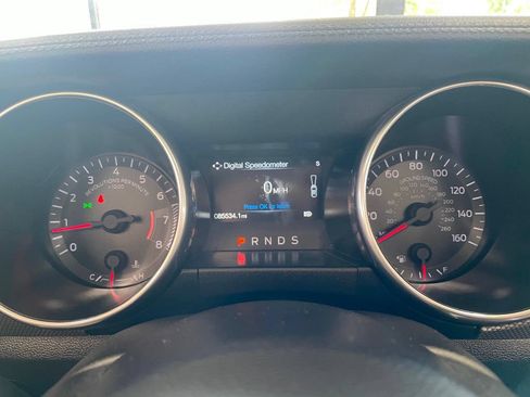 Used 2019 Ford Mustang Convertible w/ Equipment Group 101A RWD image 26