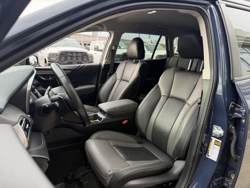 Used 2023 Subaru Outback Onyx Edition image 29