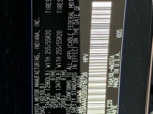 Used 2024 Toyota Grand Highlander FWD image 33