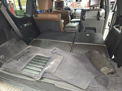 Used 2019 Nissan Armada Platinum w/ Captain's Chairs Package image 27