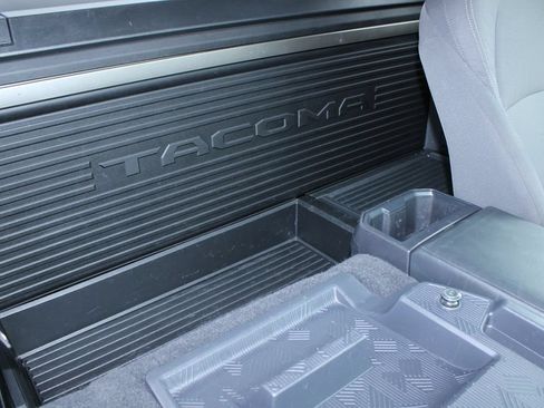 Used 2025 Toyota Tacoma SR RWD image 15