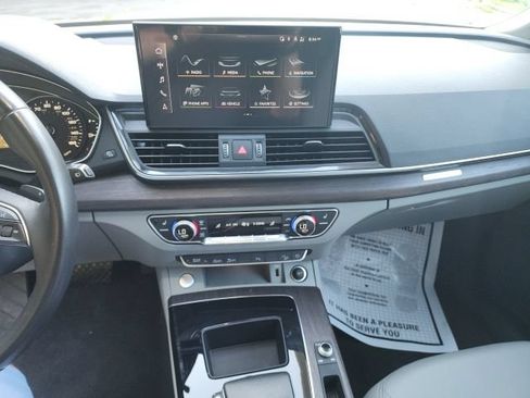 Used 2021 Audi Q5 2.0T Premium w/ Convenience Package AWD/4WD image 23