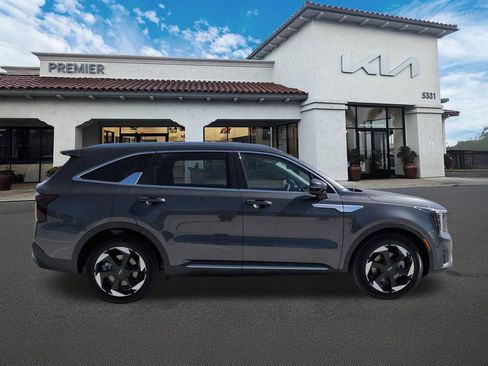 New 2026 Kia Sorento EX image 9