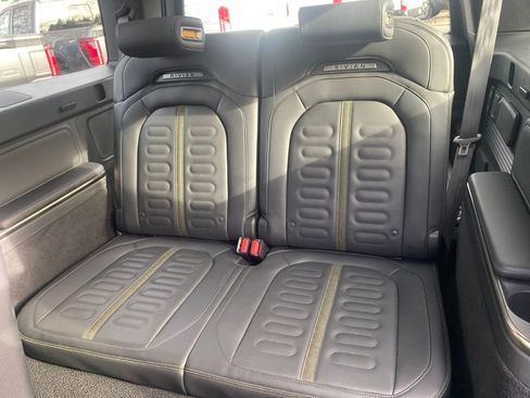 Used 2023 Rivian R1S Adventure image 27