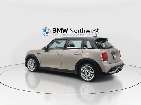 Used 2023 MINI Cooper S FWD image 12