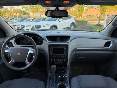 Used 2016 Chevrolet Traverse LT AWD/4WD image 13
