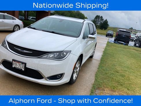 Used 2020 Chrysler Pacifica Limited FWD image 3
