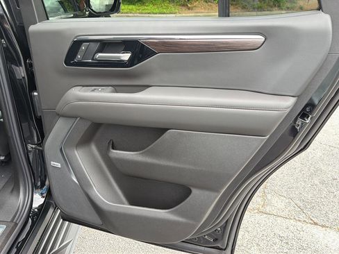 New 2026 Chevrolet Tahoe LT RWD image 17