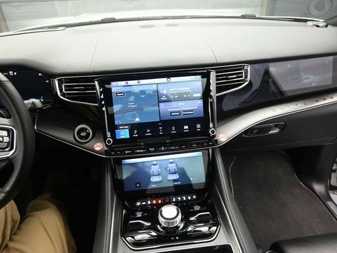 Used 2024 Jeep Grand Wagoneer L Series II w/ Quick Order Packagew 28T image 14