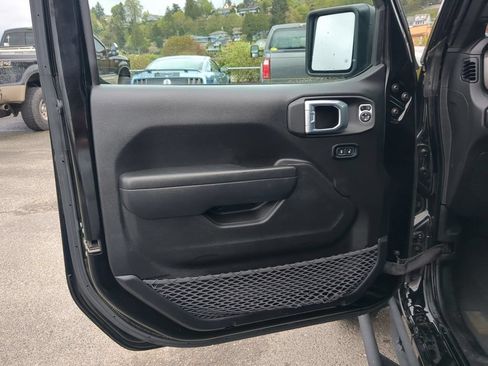 Used 2021 Jeep Wrangler Unlimited Sport AWD/4WD image 12