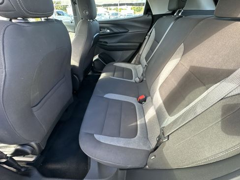Used 2023 Chevrolet TrailBlazer LS image 27
