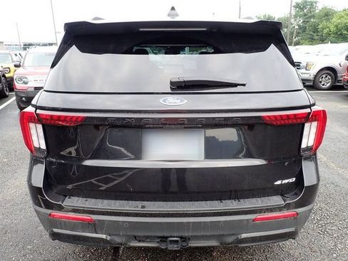 Certified 2026 Ford Explorer ST-Line AWD/4WD image 5
