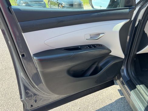 Used 2025 Hyundai Tucson SEL FWD image 13