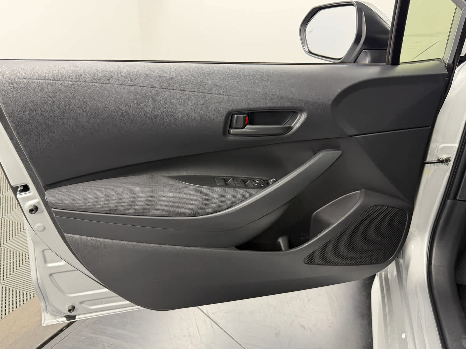 New 2027 Toyota Corolla LE w/ LE Premium Package FWD image 15