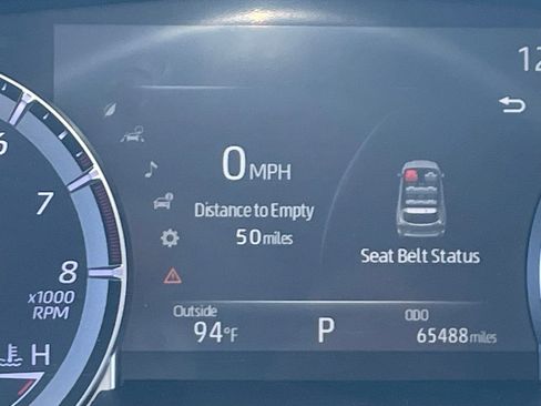 Used 2022 Toyota Highlander XLE image 14