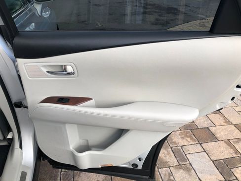 Used 2011 Lexus RX 350 AWD image 24