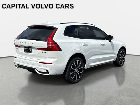 Certified 2024 Volvo XC60 B5 Plus w/ Climate Package AWD/4WD image 5