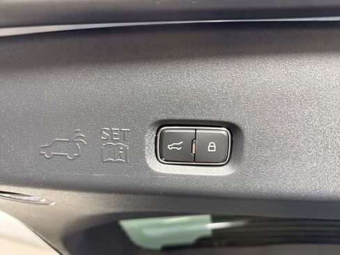 New 2025 Lincoln Navigator L Reserve w/ Jet Appearance Package image 30