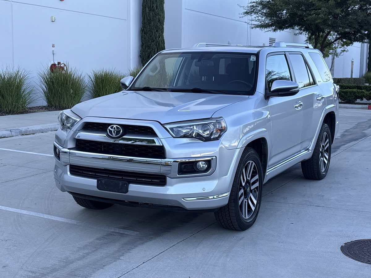 Used 2016 Toyota 4Runner Limited AWD/4WD image 7