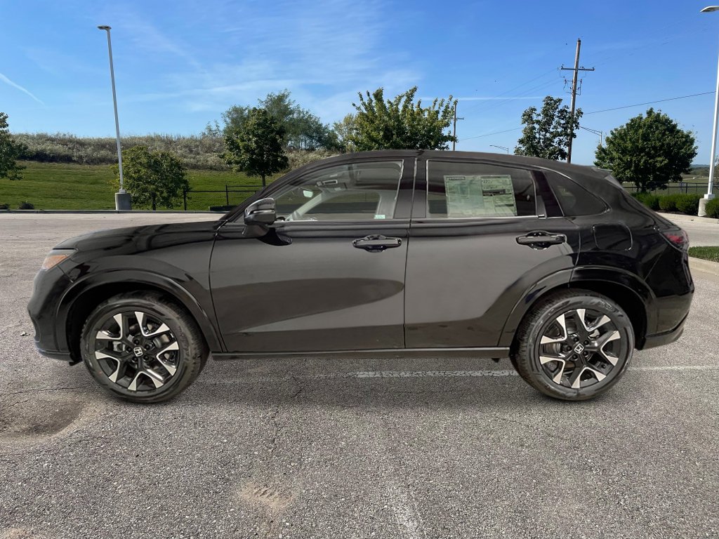 New 2027 Honda HR-V EX-L image 3