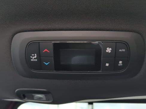 New 2026 Chrysler Pacifica Limited image 20