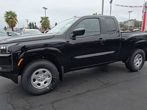 New 2026 Nissan Frontier S image 4