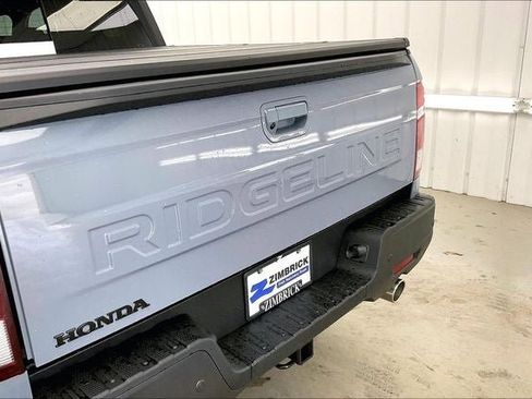 New 2026 Honda Ridgeline Black Edition image 18