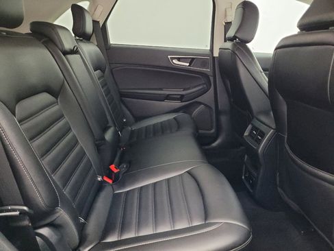 Used 2021 Ford Edge SEL FWD image 19