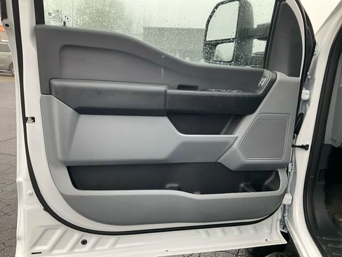 New 2026 Ford F350 XL w/ XL Chrome Package AWD/4WD image 17