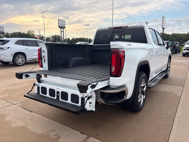 Used 2024 GMC Sierra 1500 SLT w/ SLT Premium Plus Package AWD/4WD image 7