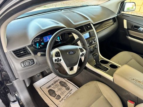 Used 2013 Ford Edge SE FWD image 10
