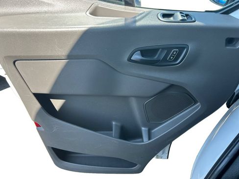Used 2023 Ford Transit 250 Low Roof AWD image 16
