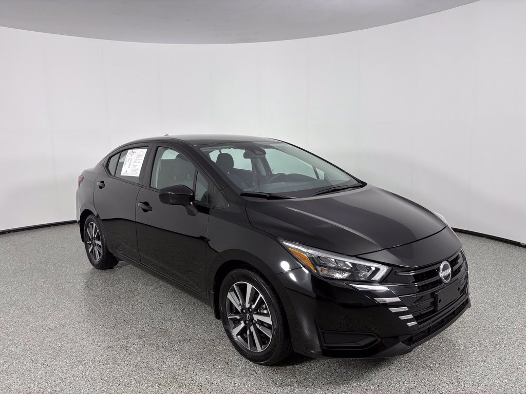 Used 2025 Nissan Versa SV w/ Trunk Package FWD image 9