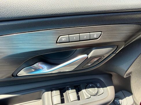 Used 2020 GMC Terrain SLT w/ Preferred Package image 21