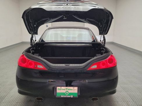 Used 2014 INFINITI Q60 Convertible w/ Premium Package RWD image 29