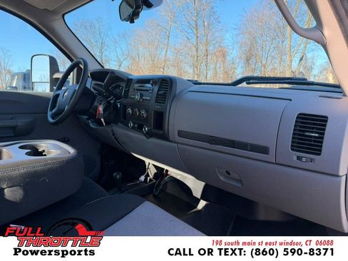 Used 2009 Chevrolet Silverado 2500 W/T w/ Snow Plow Prep Package image 15