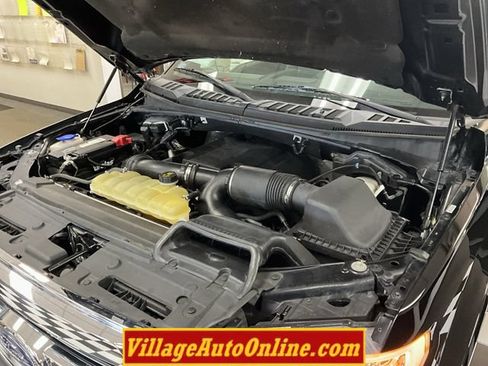 Used 2017 Ford F150 Lariat w/ Equipment Group 502A Luxury AWD/4WD image 44