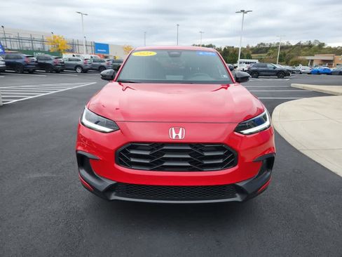 Certified 2025 Honda HR-V Sport image 7