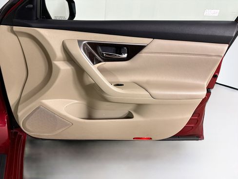 Used 2015 Nissan Altima 2.5 SL w/ Technology Package image 33